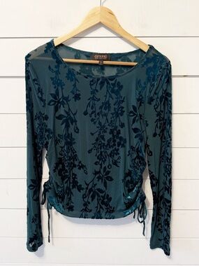 Shyanne | Women’s floral flocked velour Fairy Goth Y2K Style blouse Size XL